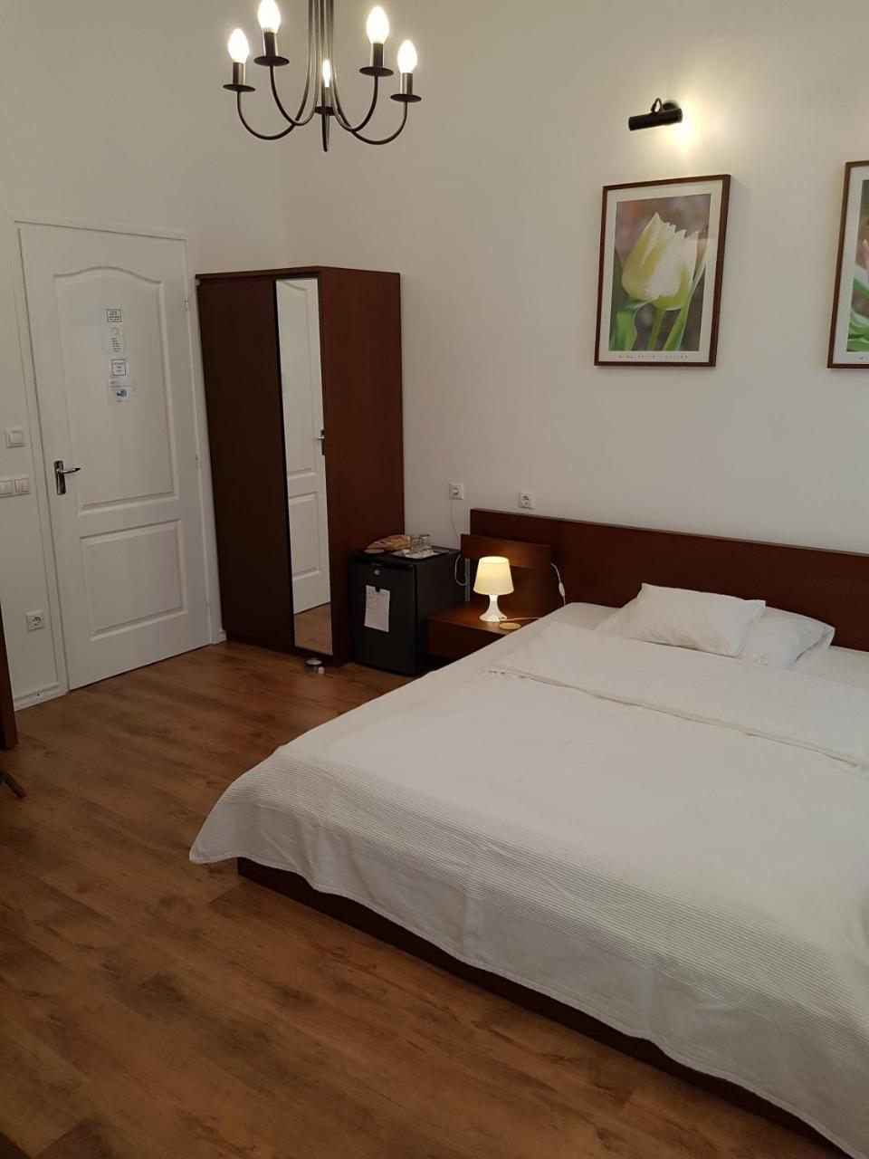 Connection Guesthouse Budapest Luaran gambar