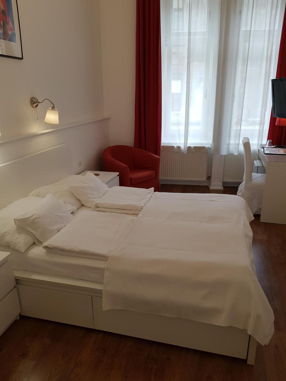 Connection Guesthouse Budapest Luaran gambar